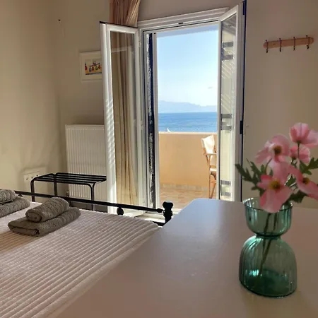 Aretousa アパート *